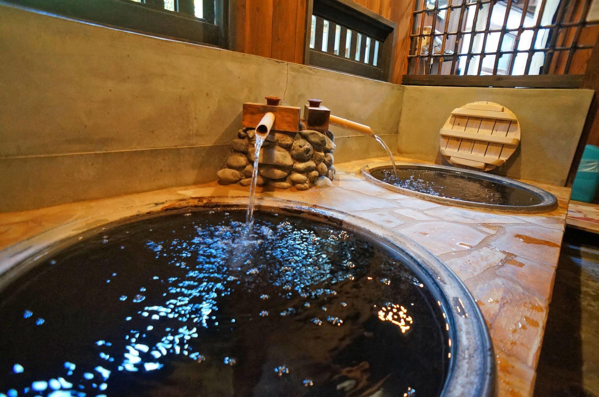 יופו Ban-Ya Hot Spring Inn מראה חיצוני תמונה